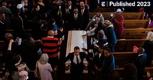 At Harlem Funeral for Jordan Neely, an Outpouring of Grief (Published 2023)