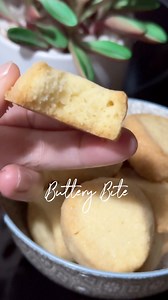 Buttery bite 😋! #buttercookies #buttercookiesrecipe #buttercookie #buttercookierecipe | Sweet Nest