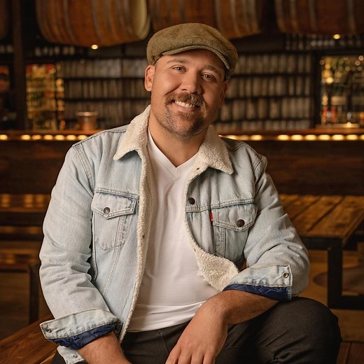 This week, APPEL will join Breakfast with Martin Bester for #FridayLive, and he might have something very exciting up his sleeve.👀 Make sure to tune in on Friday, 22 August! 📻: 94.2 📱: Jacaranda FM App 💻: http://jacarandafm.com 📺: DStv 858/ OpenView 602 #BreakfastWithMartinBester #Music | Jacaranda 94.2