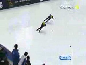 Apolo Ohno takes 1000 meter gold