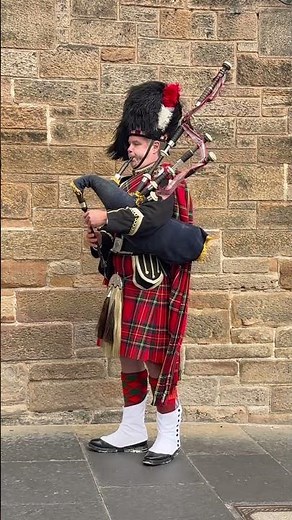 Male playing Bagpipes in Edinburgh #bagpipes #edinburgh