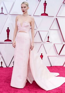 Vanessa Kirby – 2021 Academy Awards • CelebMafia