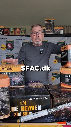 Martins dom er klar 🔥 De fleste aner ikke, hvad ægte kvalitet i fyrværkeri er – men du kommer til at lære det nu. For ja… farverne lyver ikke. Og hvis du ikke kendte forskellen før, så gør du snart 😉💥 Var du klar over, hvor meget farverne faktisk afslører? 🎆👇 #kvalitetskrudt #SFAC #nytår #pyrofacts #fyrværkeriekspert | Sørensens Fyrværkerifabrik