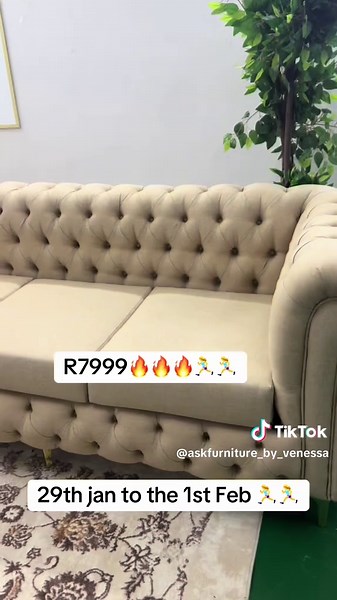 Stylish Couches on Sale: Limited Time Offer