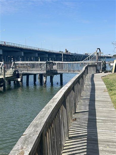 835 Little Bay Ave E, Norfolk, VA 23503 (#10629241) :: Atlantic Sotheby's International Realty