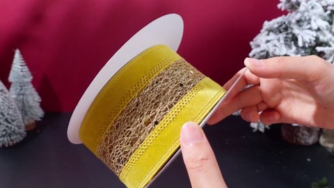 Ultra-Thin Wallet Tracker Card, 0.07 inch, IP68 Waterproof, Tracker with Apple Find My, Wireless Charging, iOS Only (Lines Black)