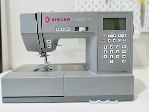 Singer heavy duty machine unboxing and using it for first time