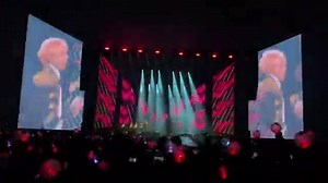 301 reactions | Staples Center Twitter update | BTS ARMY - Indonesia | Facebook
