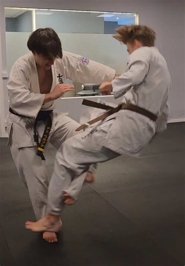 Calf sweep counter VS High kicks 🥋 #karate #shidokan #kyokushin #budo