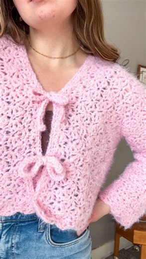 Grace | free cozy crochet patterns on Instagram: "the cozy crochet cardigan of my dreams!💖🎀 the free crochet pattern for the Lillian Cardigan is on stitchberryblog.com :) Yarn: @universal_yarn Bella Bounce . . . . . #stitchberry #stitchberryblog #crochetgirl #crochetideas #crochetinspiration #freecrochetpattern #crochetcardigan #crochetsweater #crochetblog #cozycrochet #crochetlove #cutecrochet #crochetpattern #crochetinglove"
