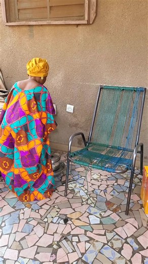 Vidéos de Comédien Sarama 🇲🇱 (@0comedien_sarama) avec son original - Comédien Sarama 🇲🇱