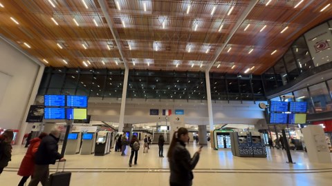 Revealed: Why an Italian train is running on French tracks