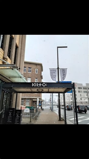 マーバード on Instagram: "昨日、無事に「Souris-moi ハンドメイドマルシェ」が終了致しました。 積雪の中！！ご来場、お買い上下さったお客様、本当にありがとうございました☃️ Maabaadoの商品がお側で少しでもお役に立てれば嬉しいです✨️ ご近所の出店者様、顔見知りの出店者様、お世話になりました。 そして主催者様、素敵な場所で出店する機会を下さりありがとうございました😊 さて、次の出店情報ですが2月末から3月の予定が決まってまする。 2.27~3.1 Bonnehumeur (ボンヌユムール)様主催のPop-up-marketに出展させていただきます @bonnehumeur_24 Pop-up-market "Bonne Humeur" Vol.3 〜ごきげんアイテムを見つけよう~ 神戸元町モダナークギャラリー @modernark_gallery 3/20〜22 OSAKA アート＆てづくりバザール @makingbazaar です。 最近、筋肉痛とショボショボ目がヒドイですがコレは全て花粉のせいです！！ #ハンドメイドバッグ #がま口 #スペイン産生地