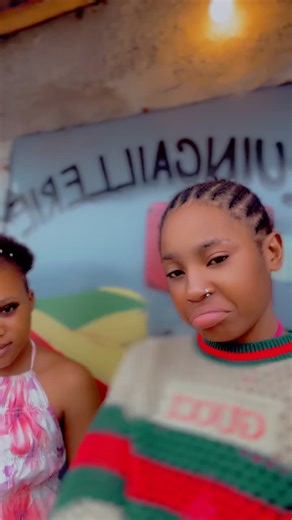 Vidéos de Leader choco la problématique (@leaderchoco1) avec son original - Leader choco la problématique