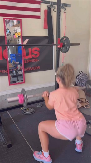 8am workout Queens 🔥🔥🔥 sprints, abs & weights! | Roxanne Jankowski