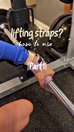 Ekaterina Shaykina on Instagram: "Who actually needs lifting straps? Lifting straps are used when grip strength becomes the limiting factor not because grip is weak, but because the goal is to load bigger muscles. They help during pulling movements when forearms fatigue first and prevent the target muscles from doing their job. They’re a tool, not a shortcut. If this was useful - follow 💫"