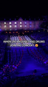 When 200 pipe bands and drums join the concert 😍 . . . . . . . . . . . #Bagpipes #Kilts #marchingband #piper #pipeband #HighlandGames #HighlandPipes #BagpipePride #BagpipeTradition #pipebandlife #bagpipeband #kilted #bestchallenge #100kgchallenge #selfcare #moodchallengemoodchallenge #photography #photographychallenge #trending #love #music #aussie #australia | Australia Highland Gathering