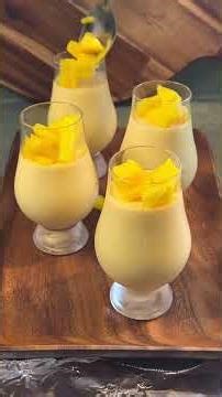 Creamy and delicious mango mousse #shorts