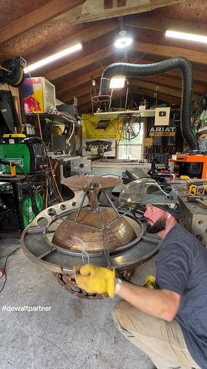 Welder Fixes Sphere for True Spin: Fabrication Project