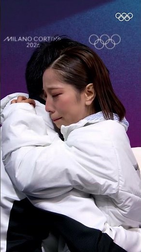 Japan's first Olympic pairs medal! 🥇🇯🇵 #Olympics #WinterOlympics #FigureSkating #MilanoCortina2026