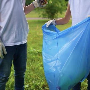 12K views · 388 reactions | Single-use plastics: you asked, we delivered!  We have taken an important step to reduce littering and plastic pollution in our oceans and seas.The Single-Use Plastics Directive voted by the European Parliament bans selected single-use products made of plastic. These new rules have been shaped by your views! #EUHaveYourSay #ReadyToChange | European Commission | Facebook