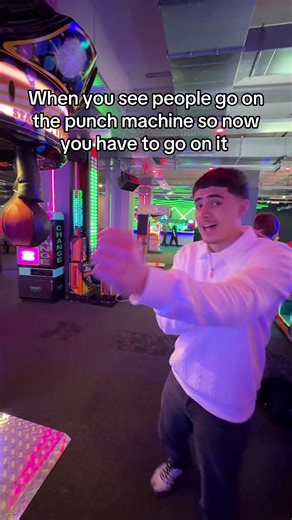 #boxing🥊 #fyp #punchmachine