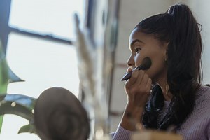 The correct way to apply foundation as a beginner