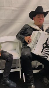 Se jalo nuestro compa Carlos de Los Del Roble con Gente del Capitan🏴‍☠️🫡 para que esperen una colaboración bien machin! 💯🔥 #gruposupremo #losdelroble | Grupo Supremo NB