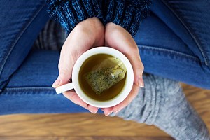 Drinking Green Tea Can Help Boost Metabolism and Burn Fat, Says a Clinical Nutritionist