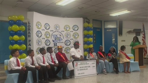 Miami Hurricane star, 2022 Nat Moore winner Rueben Bain donates $5,000 to Lorah Park Elementary