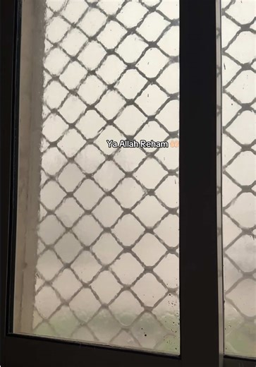 What do you see? ⛈️ Rain in Sharjah 25 March 2026 1:11 pm Ya Allah Reham 🤲🏻 #rain #raininsharjah #viral #fyp #uae