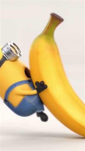 Minion and a banana 😂 #minion #minions #shorts #funny #viral