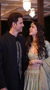 Hrithik Roshan & GF Saba Azad's Cute Moments #HrithikRoshan #SabaAzad #fashion #entertainment #bollywood | Filme Flicks
