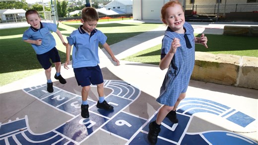 Students return to classrooms across NSW and Victoria