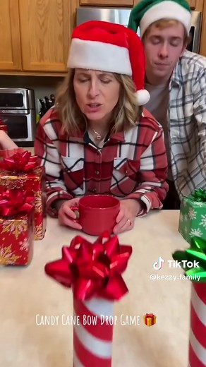 The Perfect Game for your Family Christmas 😊🎄❤️ Kids, Dad, Mom, and whole family play fun holiday party game with soup can, mugs, and Christmas bows for festive prizes. Funny game for family gatherings. (for entertainment purposes only)#kezzygaming #kezzy #familychallenge❤️ #christmasgames #explor #trend #christmascountdown #familychallenge #fyp #TikTokHolidays #happynewyear