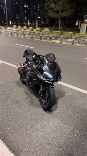 “600RS – Aggressive Chinese SuperSport”“Top Speed • Features • Real Ride Review”