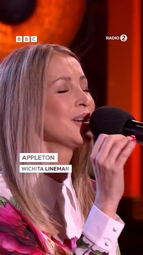 Covering a perfect pop song. #WichitaLineman ‪@Appleton‬ #R2PianoRoom