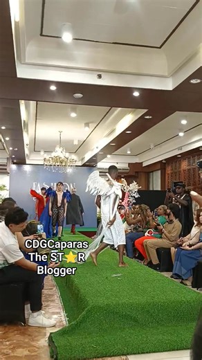 DESIGNER: 𝗝𝗢𝗦𝗘 𝗥𝗢𝗕𝗘𝗥𝗧𝗢 𝗠𝗔𝗗𝗥𝗜𝗚𝗔𝗟 Jose Roberto Madrigal proudly showcased “Manton De Manila” at the highly anticipated Asia’s Fashion Week | Fashion of the World. A dedicated fashion designer and mentor to aspiring students and models, Madrigal champions the revival and promotion of pre-Spanish colonial fashion styles. His latest collection will be featured on the global runway, highlighted by international models from Thailand, Australia, Japan, and Italy, celebrating culture, 