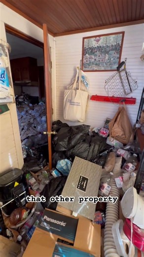 How long do you think this has been there? #realestateinvesting #hoarder #hoarderhouse