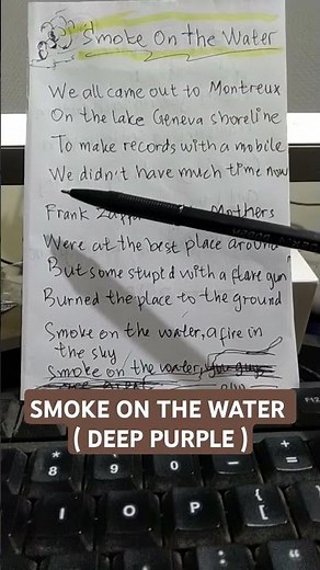 Smoke On The Water DEEP PURPLE Lyric 💨💧 #deeppurple #smokeonthewater