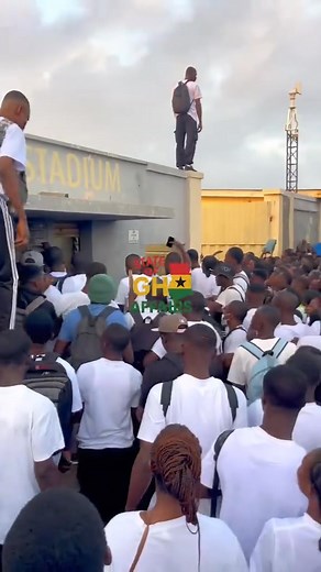 Military recruitment in Elwak stadium 🧐🤔🙄 | JM Ba Kwadwo