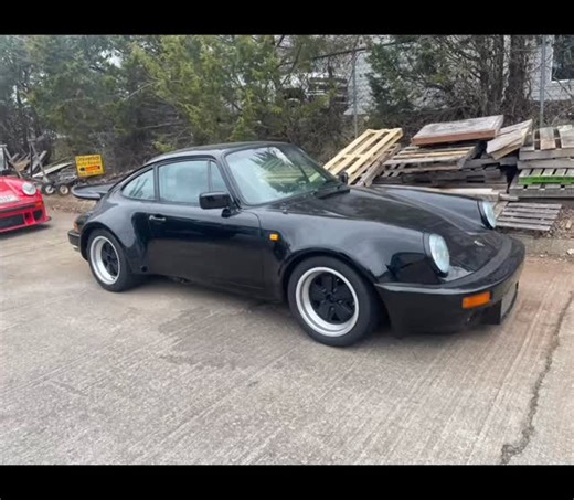 👏Started a new ACCR short stroke 3.2L track day engine build project. Here are the specs for this nicely done track setup 911 IROC look hot rod. MAHLE 98mm 10.1 MFI P&Cs, L/W H-beam Chrome-molly rods, DC-60 Cams, Twin plug heads, 45mm PMO ITB setup, Haltech Engine management system, coil on plug ignition plus a few other tricks!🤷‍♂️ 🫵 STAY…TUNED… 📺💻🙋‍♂️ | Air Cooled Classics Porsche