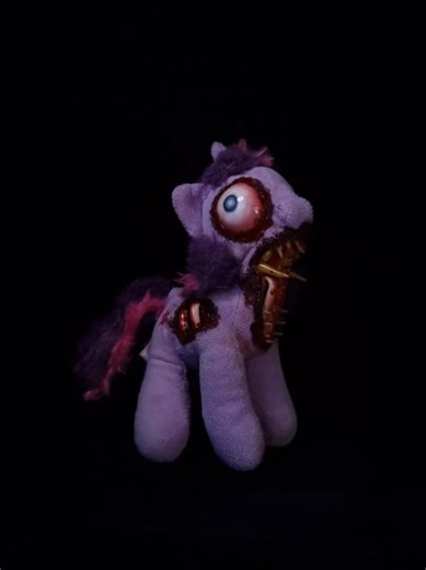 Let's turn twilight sparkle into something even cuterrrrr 🎀 #mylittleponyinfection #mlp #darkart #creepypasta #horrorplush