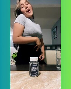 🌙 Descubre Levius Night: ¡Tu aliado para una noche de pérdida de peso! Imagina despertar sintiéndote ligero y revitalizado. Levius Night, con su fórmula natural de Chà de Bugre, Jengibre, Cocolmeca y más, está diseñada para ayudarte a perder peso mientras descansas. ✔️ Potente inhibidor del apetito y quemador de grasa abdominal. ✔️ Desinflama y mejora la digestión para una noche tranquila. ✔️Acelera el tránsito intestinal y elimina el estreñimiento. ✔️ Mejora la función digestiva y fortalece el