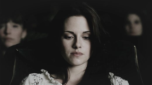 in my version of New Moon Bella does not make it #twilight #twilightedit #edwardcullen #bellaswan #newmoonedit