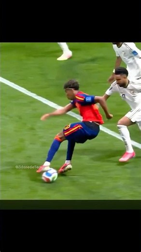 You forget how old he is…#lamineyamal #soccer #worldcup2026