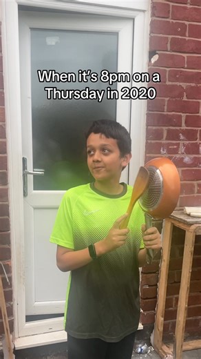 Who remembers clapping for the NHS on a Thursday? #nhs #lockdown #clapping #8pm #thursday | The Bugsy Family