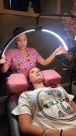 About to make her a whole new woman, just need the green light 🚦💕😂 | green light