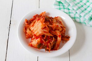 9 Kimchi Health Benefits That Prove This Korean Superfood Is as Nutritious as It Is Delicious