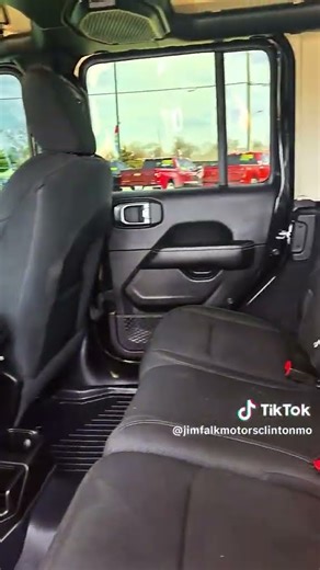 🔥 2020 JEEP WRANGLER UNLIMITED SAHARA 🔥